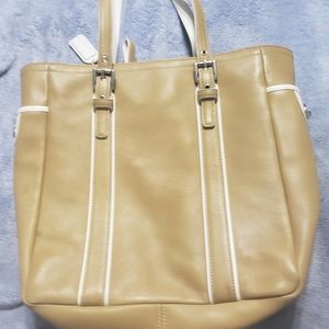 Coach shoulder purse
